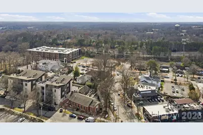 2116 McClintock Road #221, Charlotte, NC 28205 - Photo 4