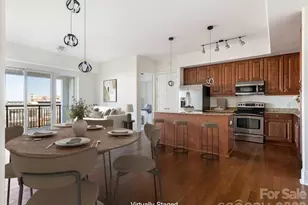 4625 Piedmont Row Dr, Charlotte, NC 28210 - Photo 2