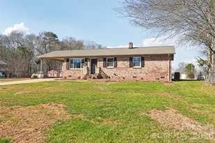 127 Mullinax Dr, Grover, NC 28073 - Photo 8