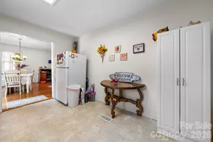 625 Milton Ave SW, Valdese, NC 28690 - Photo 10