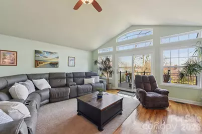 9484 Riviera Drive, Sherrills Ford, NC 28673 - Photo 4