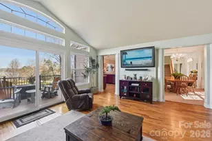 9484 Riviera Dr, Sherrills Ford, NC 28673 - Photo 4