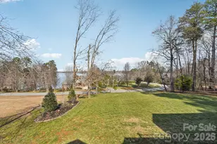 9484 Riviera Dr, Sherrills Ford, NC 28673 - Photo 32