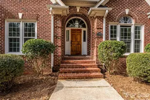 5935 Providence Glen Rd, Charlotte, NC 28270 - Photo 2