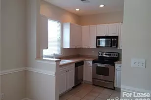 15224 Coventry Ct Ln, Charlotte, NC 28277 - Photo 6