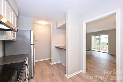 1031 Churchill Downs Court #H, Charlotte, NC 28211 - Photo 14