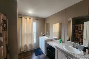 659 Cold Creek Rd, Canton, NC 28716 - Photo 22