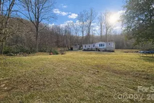 659 Cold Creek Rd, Canton, NC 28716 - Photo 2