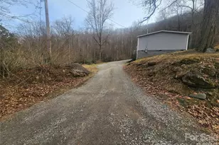 659 Cold Creek Rd, Canton, NC 28716 - Photo 10