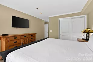 303 Bowling Park Rd, Asheville, NC 28803 - Photo 12