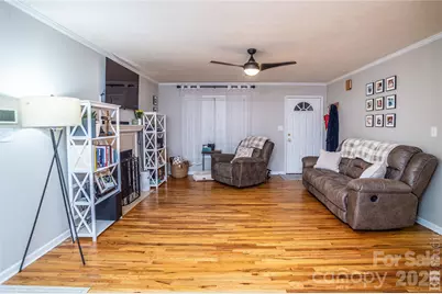 3321 39th Avenue Court NE #5, Hickory, NC 28601 - Photo 2