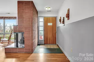 17 Swindale St, Asheville, NC 28801 - Photo 2