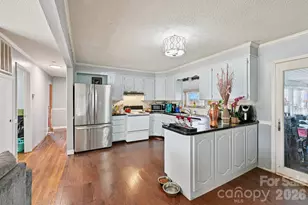 5075 Lewis Rd, Gastonia, NC 28052 - Photo 8