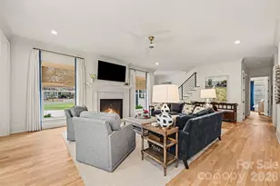 1300 Hazelhurst Ave, Charlotte, NC 28211 - Photo 12