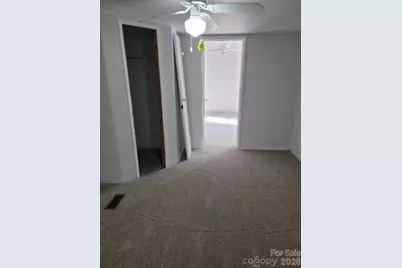 630 Pinelake Drive, Troy, NC 27371 - Photo 6