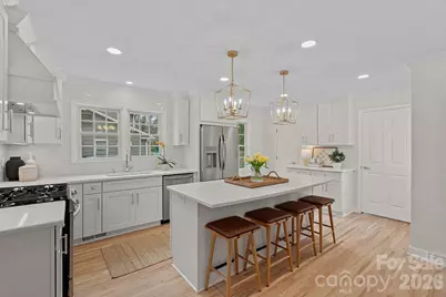 6040 Springhouse Lane, Charlotte, NC 28211 - Photo 2