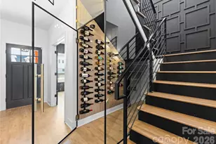 651 Tennyson Dr, Charlotte, NC 28208 - Photo 2