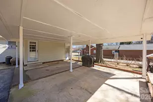 613 W Mill St, Landis, NC 28088 - Photo 20