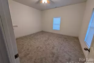 525 S Trenton St, Gastonia, NC 28052 - Photo 12