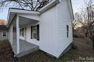 525 S Trenton St, Gastonia, NC 28052 - Photo 4