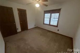 208 Hickory Hills Ln, Lexington, NC 27295 - Photo 16