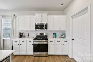 4555 Clifton Ml Ln, Maiden, NC 28650 - Photo 8