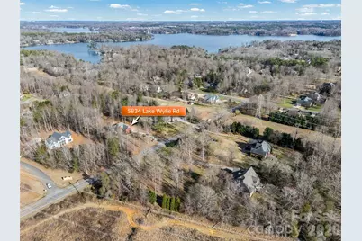 5834 Lake Wylie Road, Lake Wylie, SC 29710 - Photo 34