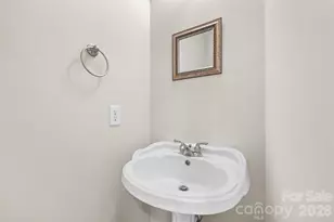 5834 Lake Wylie Rd, Lake Wylie, SC 29710 - Photo 10