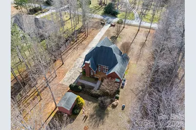 5834 Lake Wylie Road, Lake Wylie, SC 29710 - Photo 36