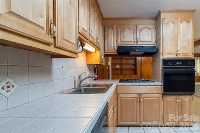 223 Cherry Street, Sylva, NC 28779 - Photo 18