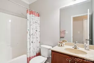 10229 Highland Creek Cir, Fort Mill, SC 29707 - Photo 14