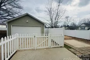 11104 Aprilia Ln, Cornelius, NC 28031 - Photo 34