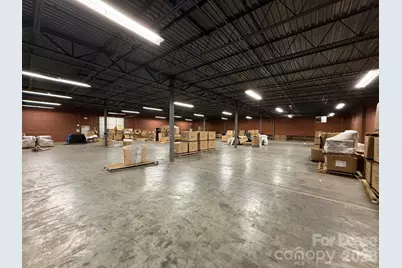 502 W 25th Street, Newton, NC 28658 - Photo 6