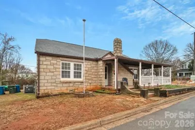 204 W C Avenue, Salisbury, NC 28144 - Photo 2