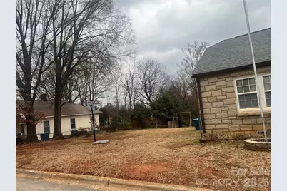 204 W C Avenue, Salisbury, NC 28144 - Photo 4