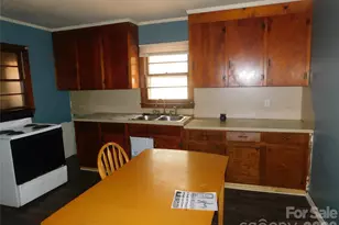 121 Taylor St, York, SC 29745 - Photo 18