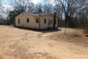 121 Taylor St, York, SC 29745 - Photo 4