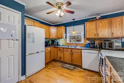 123 Sandy Creek Drive, Gastonia, NC 28052 - Photo 16