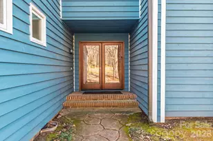 600 Boyce Rd, Charlotte, NC 28211 - Photo 4