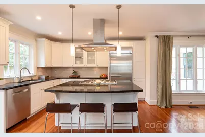 1919 Club Road, Charlotte, NC 28205 - Photo 10