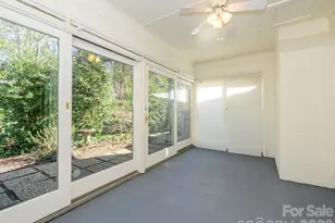 7417 Red Oak Ln, Charlotte, NC 28226 - Photo 14