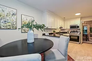 7417 Red Oak Ln, Charlotte, NC 28226 - Photo 14