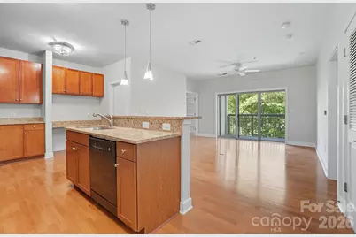 630 Calvert Street #306, Charlotte, NC 28208 - Photo 6