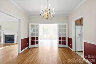 390 Classic Oaks Cir, Hendersonville, NC 28792 - Photo 10