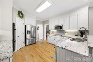 350 Royal Burgess Dr, Campobello, SC 29322 - Photo 8