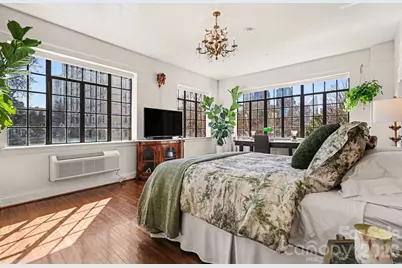 301 W 10th Street, Charlotte, NC 28202 - Photo 18