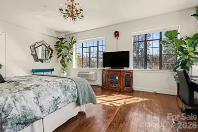 301 W 10th Street, Charlotte, NC 28202 - Photo 20