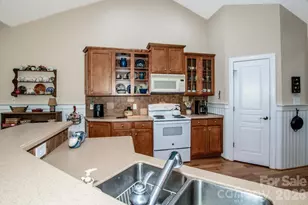 125 Melrose Ln, Mooresville, NC 28117 - Photo 30