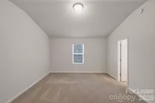 8422 Candlenut Ln, Charlotte, NC 28215 - Photo 16