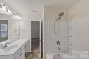 8422 Candlenut Ln, Charlotte, NC 28215 - Photo 18